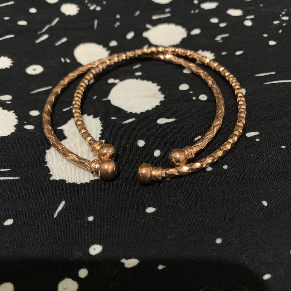 Rose gold watch n bangles